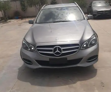 Mercedes Benz E250  4Matic