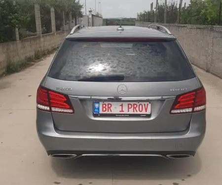 Mercedes Benz E250  4Matic