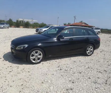 Mercedes benz C220