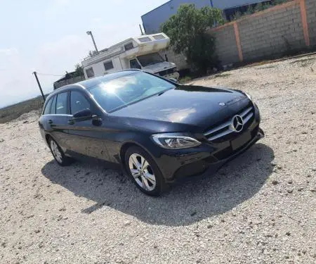 Mercedes benz C220