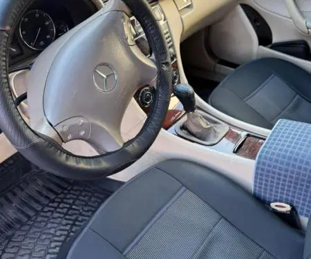 Shitet c-class 220 elegance