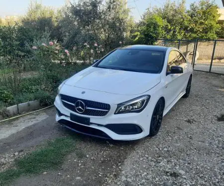 Mercedes Benz CLA200 Look AMG