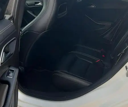 Mercedes Benz CLA200 Look AMG - 10