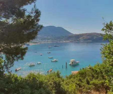 Guide francophone en Albanie
