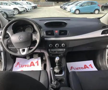 Renault Megane 1.5 dci - 7