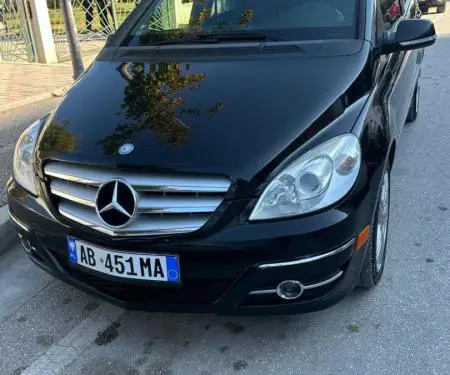 Shitet Mercedes B Class 2010 Benzin 200 Turbo