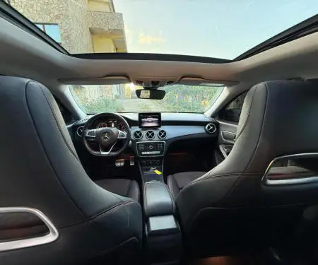 Mercedes Benz CLA180  AMG - 6