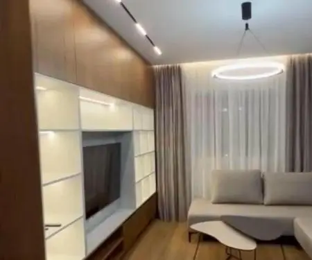 Shitet Apartament 2+1 +2 Poste Parkimi  360.000 €