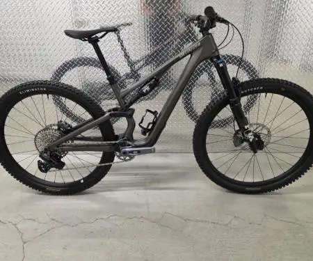 Bli tani Bicikletat MTB më të Shitura për cross-country të vitit 2025