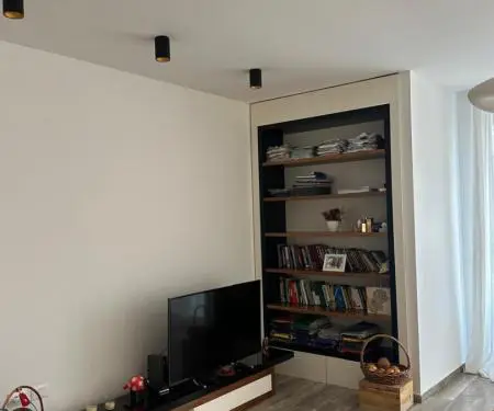 Apartament 2+1  me qira Liqeni i Thate 550 €